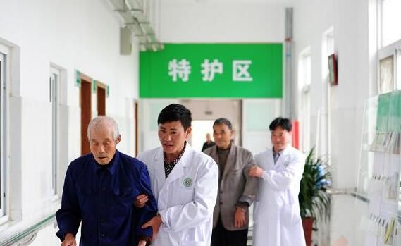养老“医养结合”的破局之道